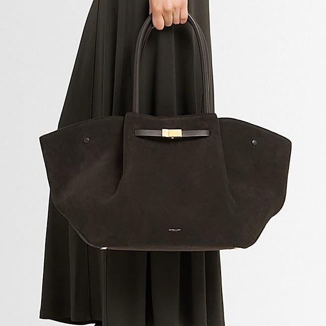 Bolso marrón de ante New York de DeMellier London, 620 euros.