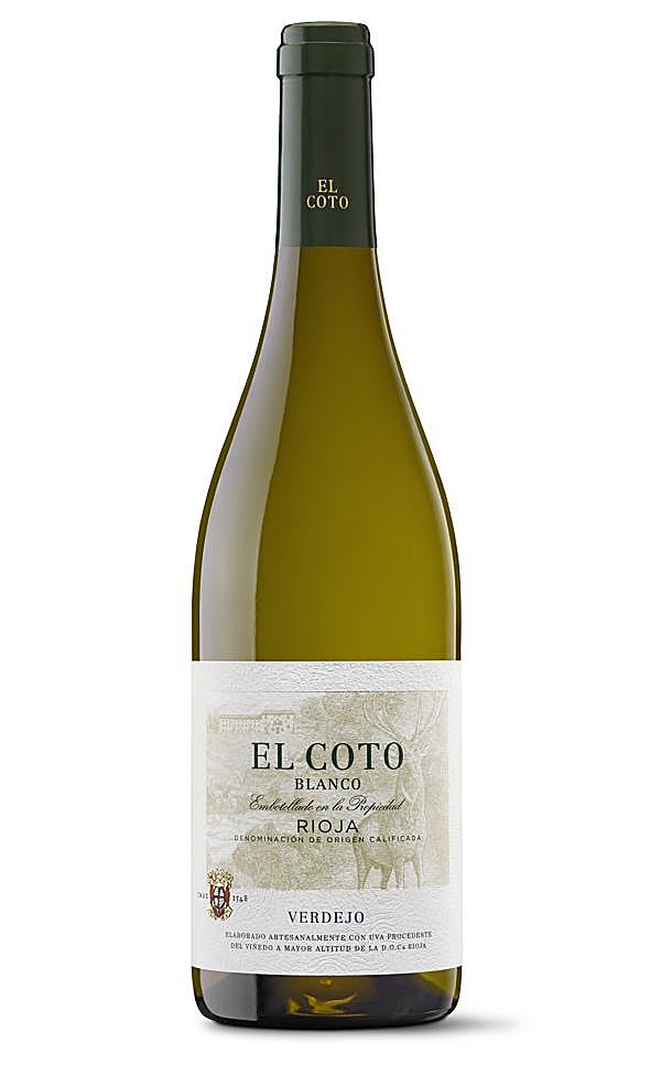 Botella de El Coto Verdejo, de la denominación de origen Rioja.