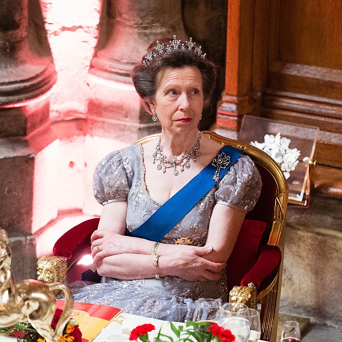 La princesa real Ana de Inglaterra, con la tiara Festoon que luce en ocasiones muy señaladas.