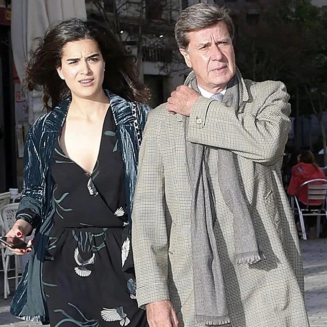 El duque de Arjona y su prometida se casarán en Sevilla.