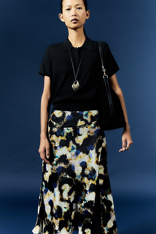 Falda midi de Sfera (39,99 euros)