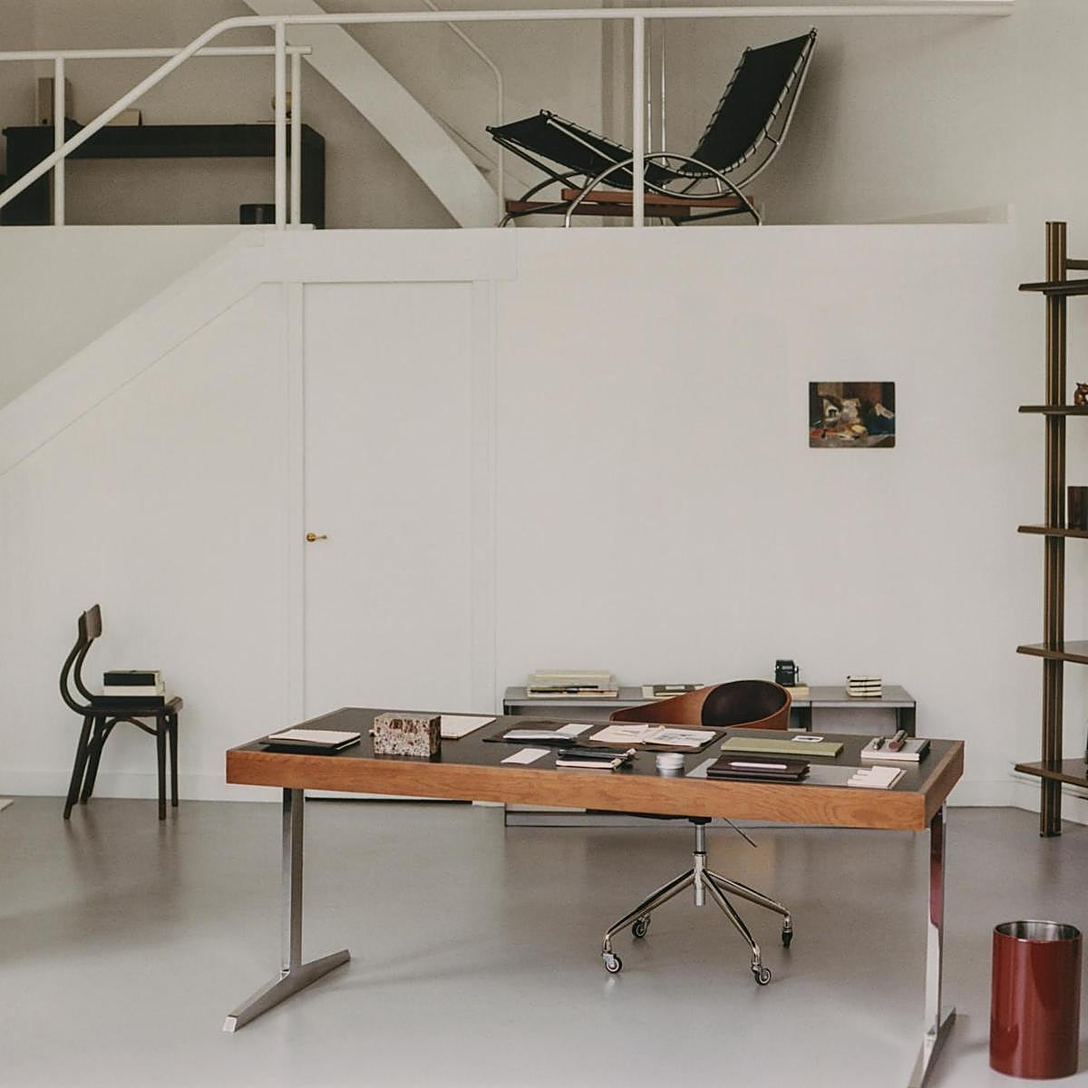 La nueva colección de papelería de Zara Home está inspirada y fotografiada en la la Maison-Atelier Ozenfant de Le Corbusier en París.