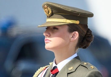 La princesa Leonor encara su tercer curso de formación militar en la Academia General del Aire de San Javier, en Murcia.