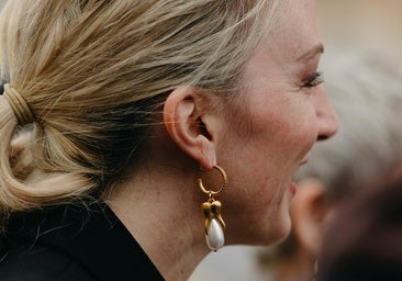 Nunca he sido de llevar joyas con perlas hasta que fiché estos anillos y pendientes