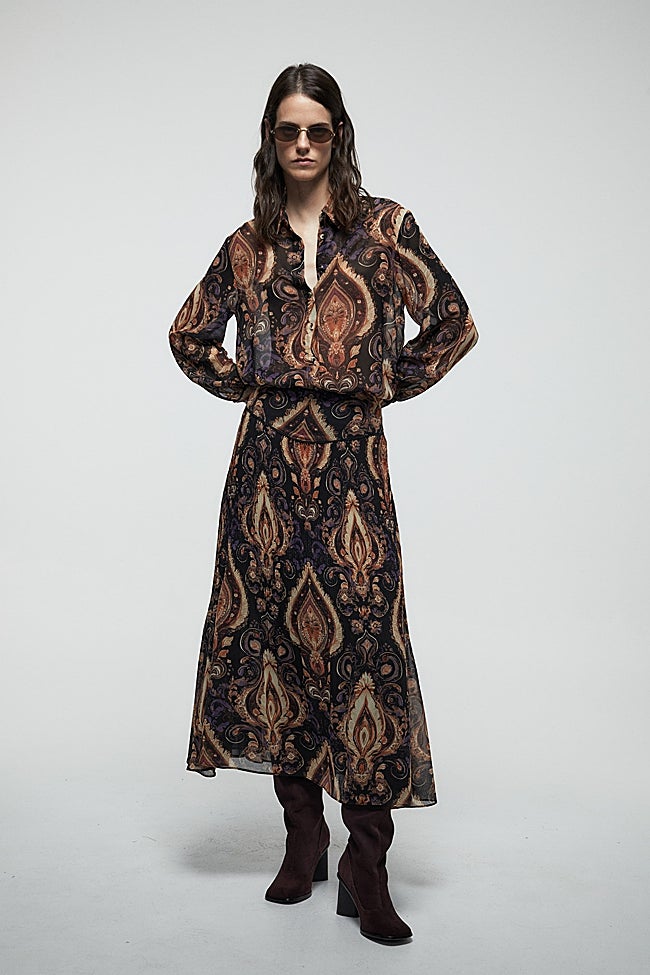 Vestido estampado de Sfera (35,99 euros)