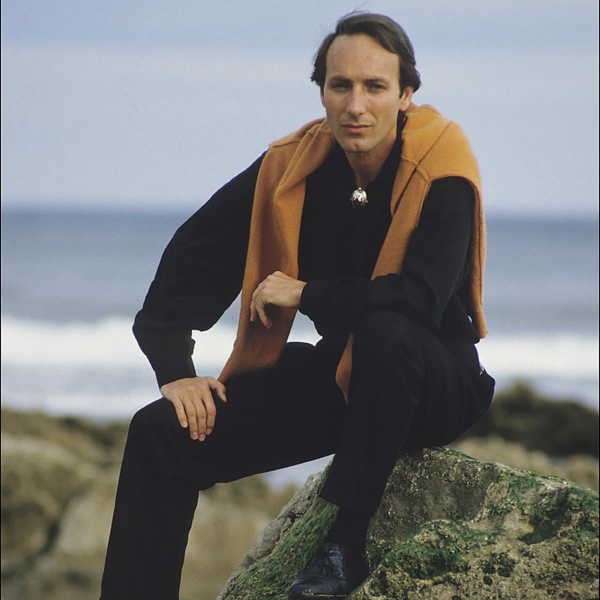 El fallecido actor Eusebio Poncela, en un posado de 1980.