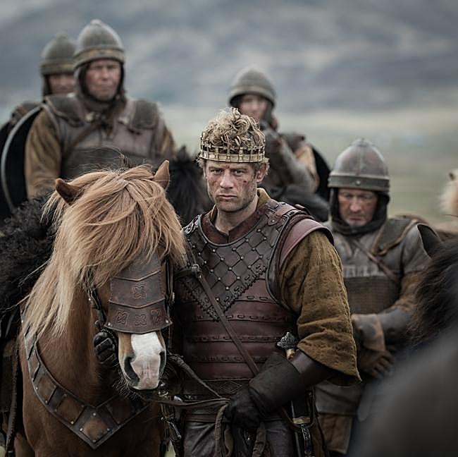James Norton en una imagen de Rey y conquistador, la miniserie británica en la que interpreta a Harold de Wessex.
