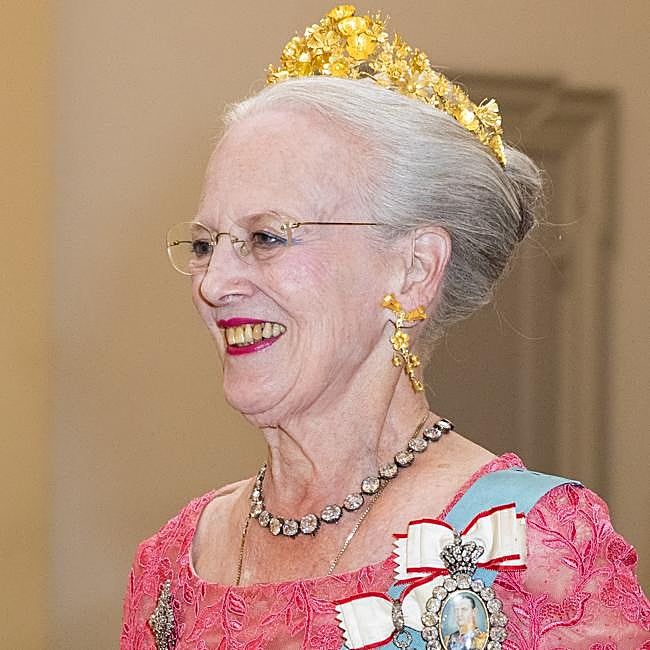 La espectacular tiara Naasut de la reina Margarita de Dinamarca.