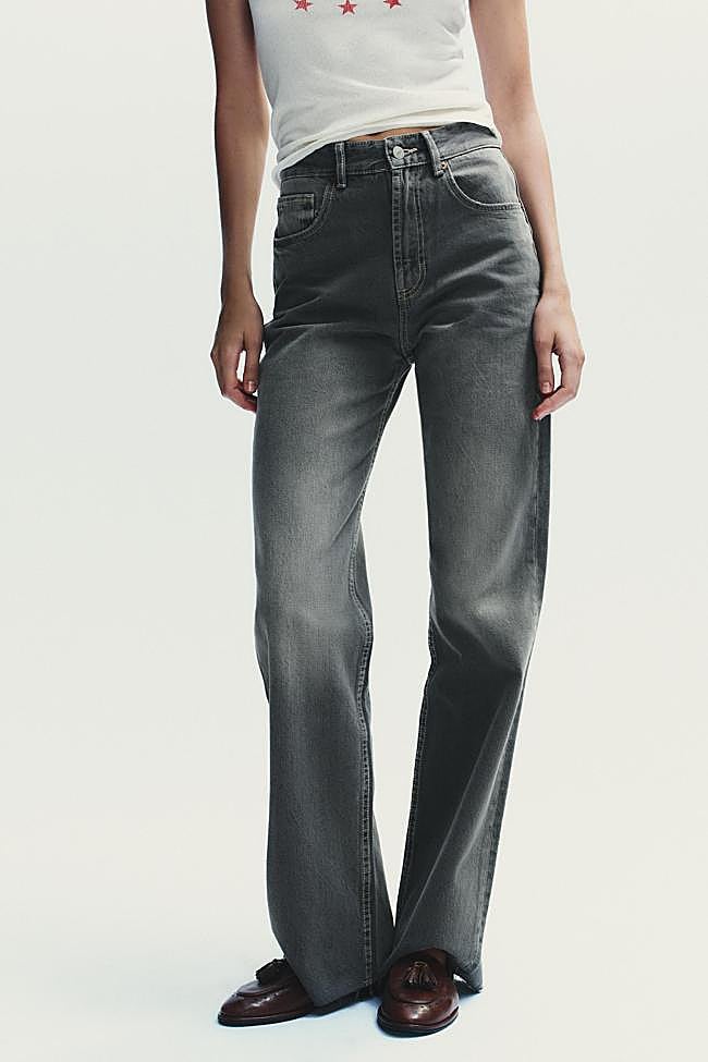 Vaquero wide leg de tiro alto de Zara.