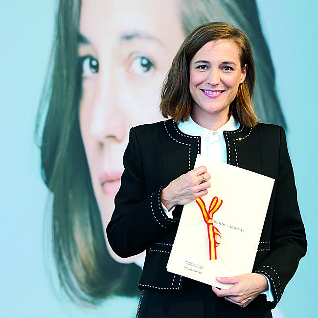 Carla Simón es la segunda persona más joven en recibir el Premio Nacional de Cinematografía. El jurado destacó su «cine de calidad y comprometido» y su papel como referente de una nueva generación de cineastas