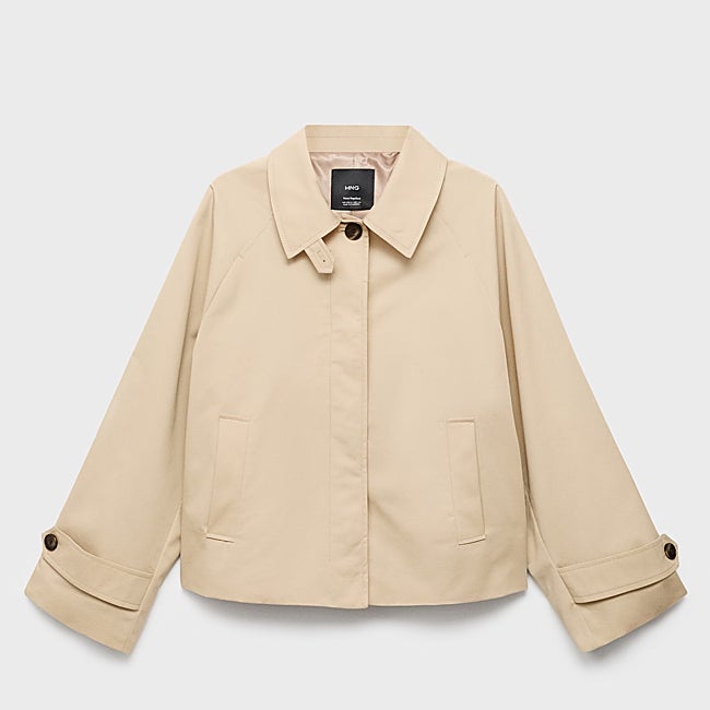 Trench corto de Mango (59,99 euros)