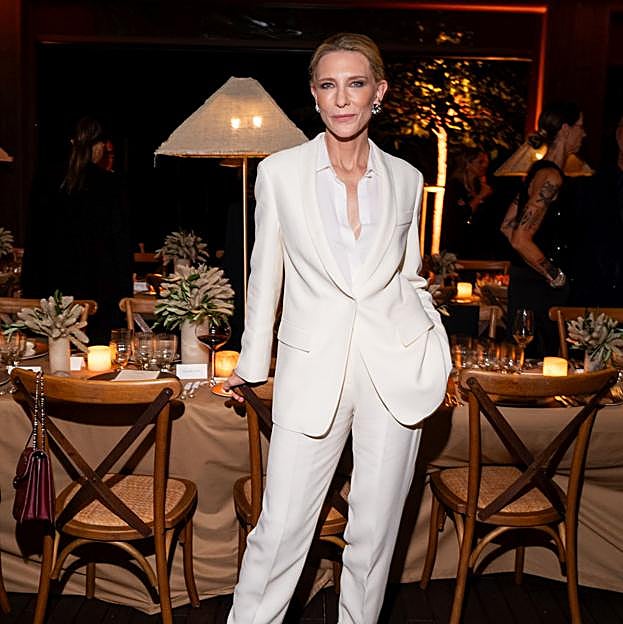 Imagen principal - Cate Blanchett, Clara Galle y Eugenia Silva, en la cena de presentación de Armani / Archivio.