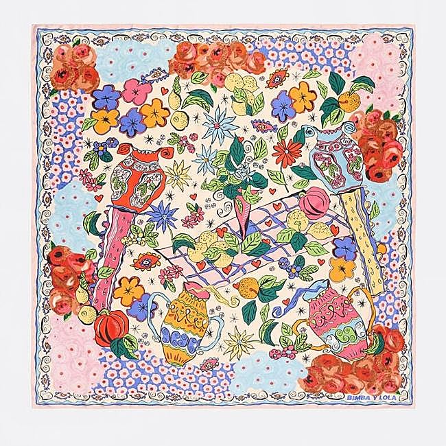 Pañuelo flores y limones blanco (34,80€)