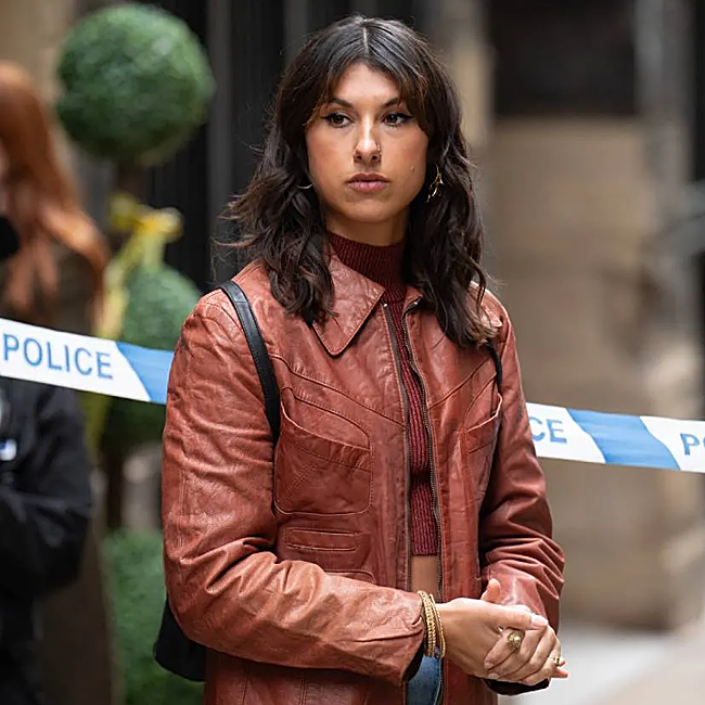 El amor que Virdee siente por Saima (Nina Sigh) le empujó a enfrentarse a su familia, de tradición sij.