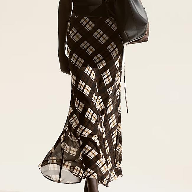 Falda de cuadros de H&M, 27,99 euros.