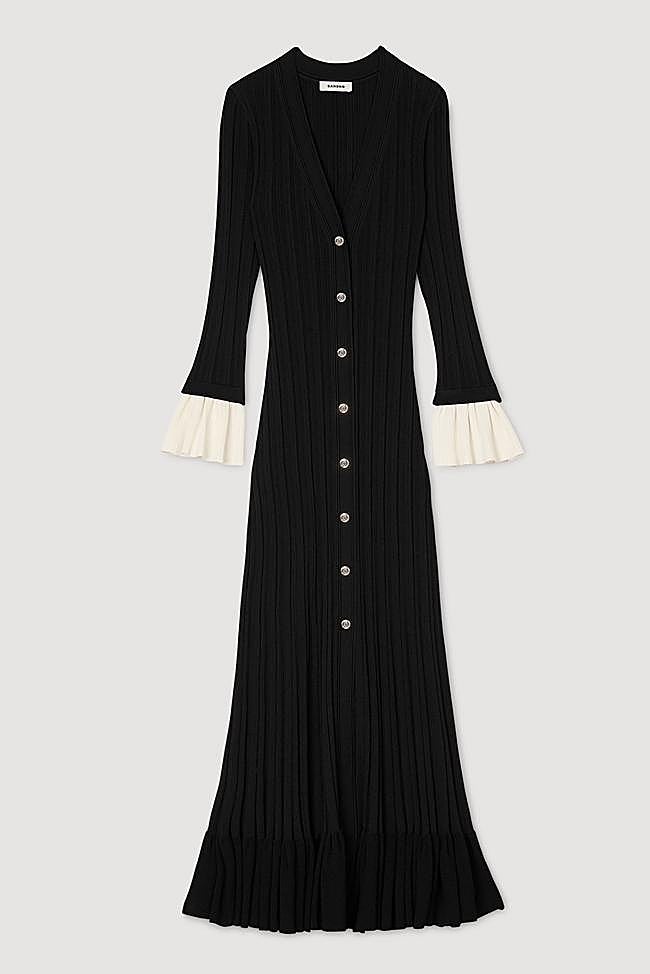 Vestido largo de punto bicolor (236€)