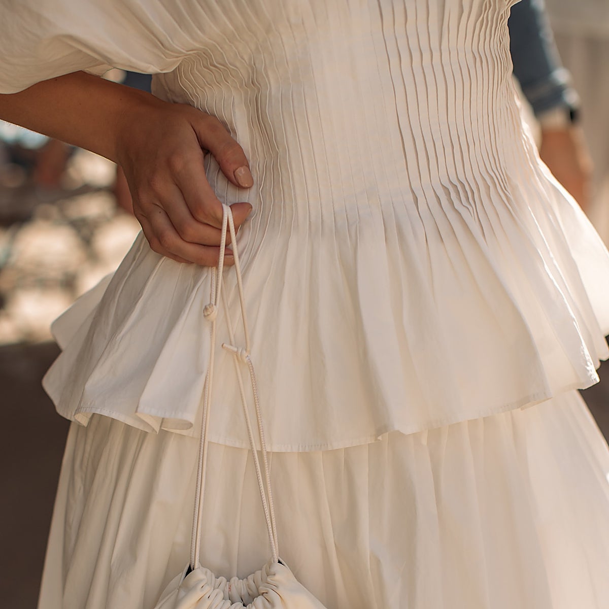 Manicura en tonos nude.