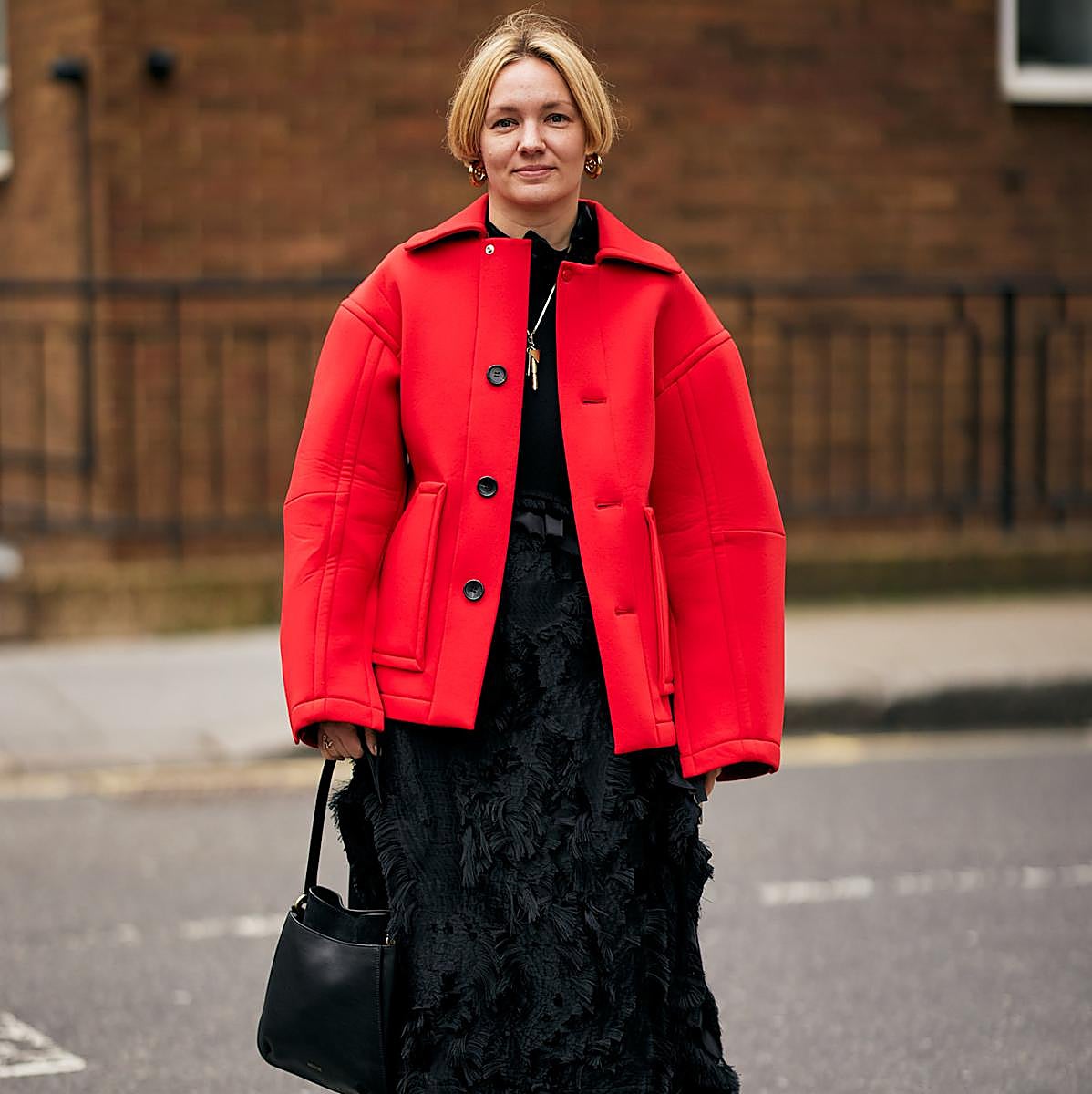 Estas faldas elegantes hasta la rodilla te encantarán.