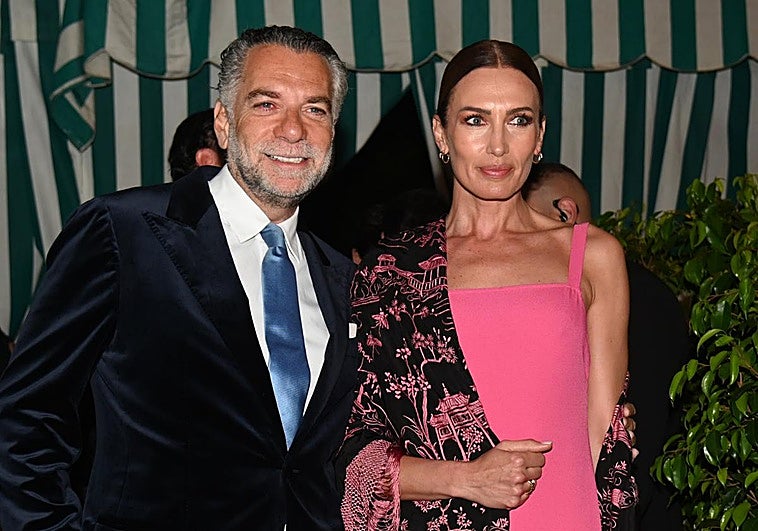 Bill Saad y Nieves Álvarez se han comprometido.