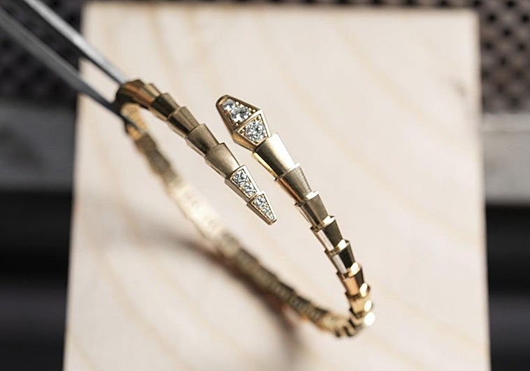 Las piezas históricas de la colección más especial de Bulgari, el papel de Chanel en la ópera de París y otras novedades de lujo