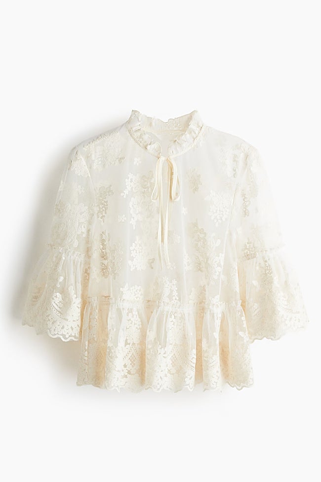 Camisa blanca de H&M (44,99 euros)