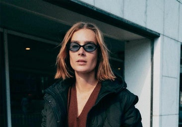 La primera chaqueta de plumas que añadirás en el armario está rebajadísima en Zara