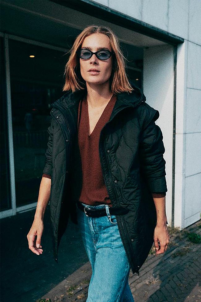 Chaqueta impermeable y acolchada de Zara.