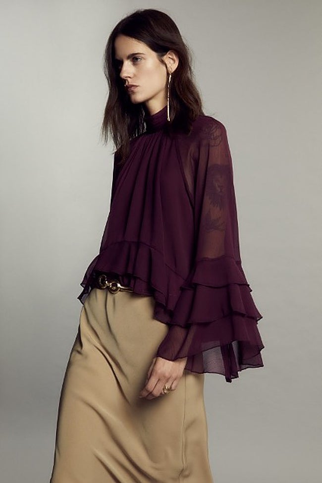 Blusa fluida de Sfera (29,99 euros)