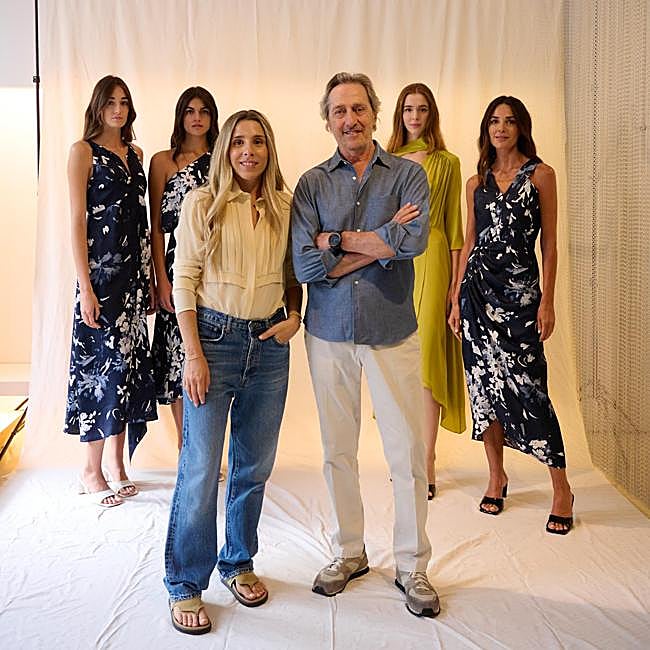 Shooting en directo en el atelier de Roberto Torretta.