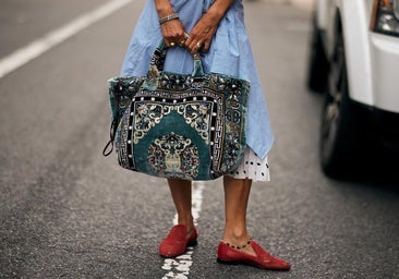 Bolsos diferentes de marcas poco conocidas para lucir en otoño.