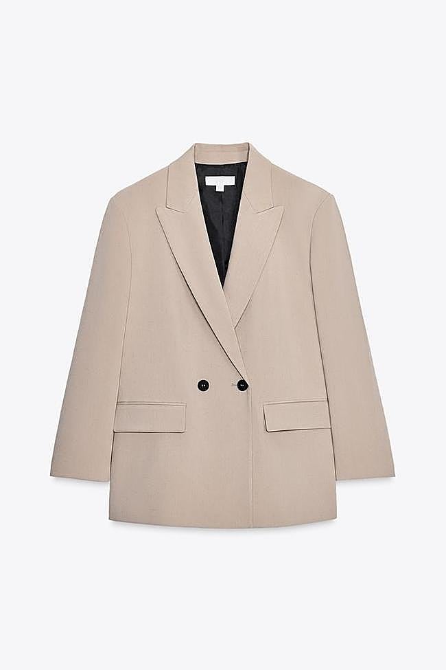 Blazer cruzada oversize (39,95€)