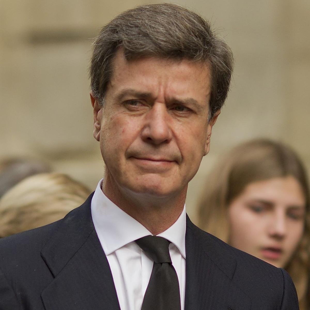 Cayetano Martínez de Irujo está muy feliz por su inminente boda.