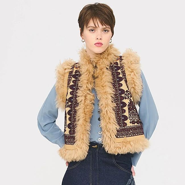 Chaleco de piel Sandora (515€)