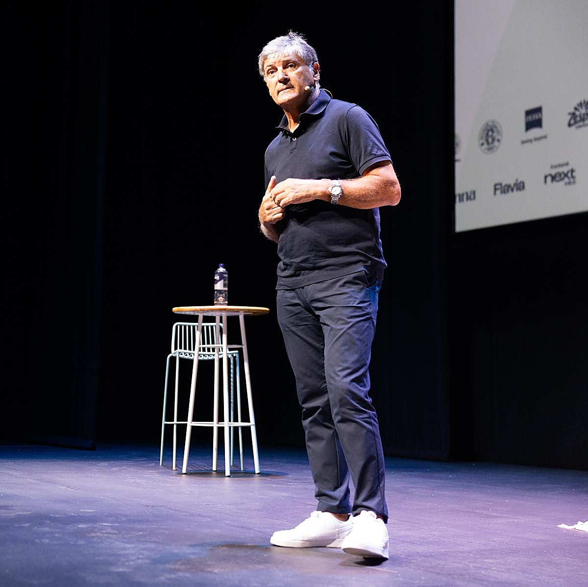 Toni Nadal, mentor de Rafa, durante un momento de suexitosa charla.