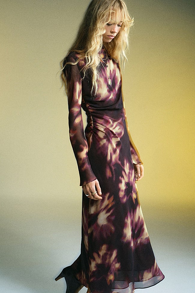 Vestido midi de Mango (59,99 euros)