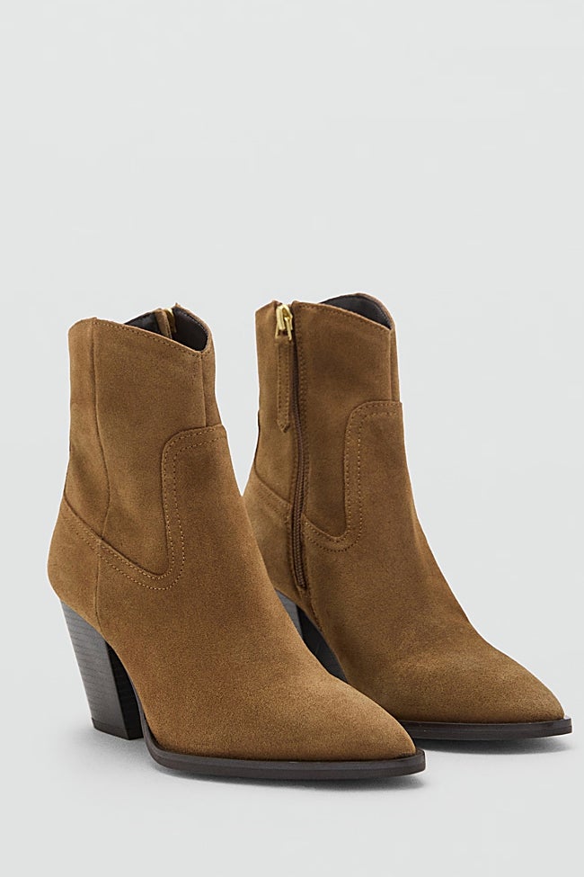 Botines de serraje de Mango (49,99 euros)