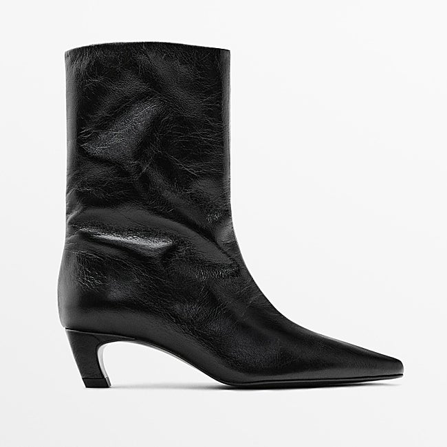 Botines negros de Massimo Dutti (149 euros)
