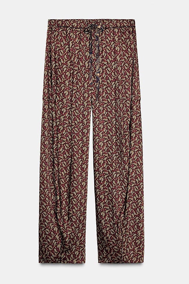Pantalón estampado de Zara (39,99 euros)