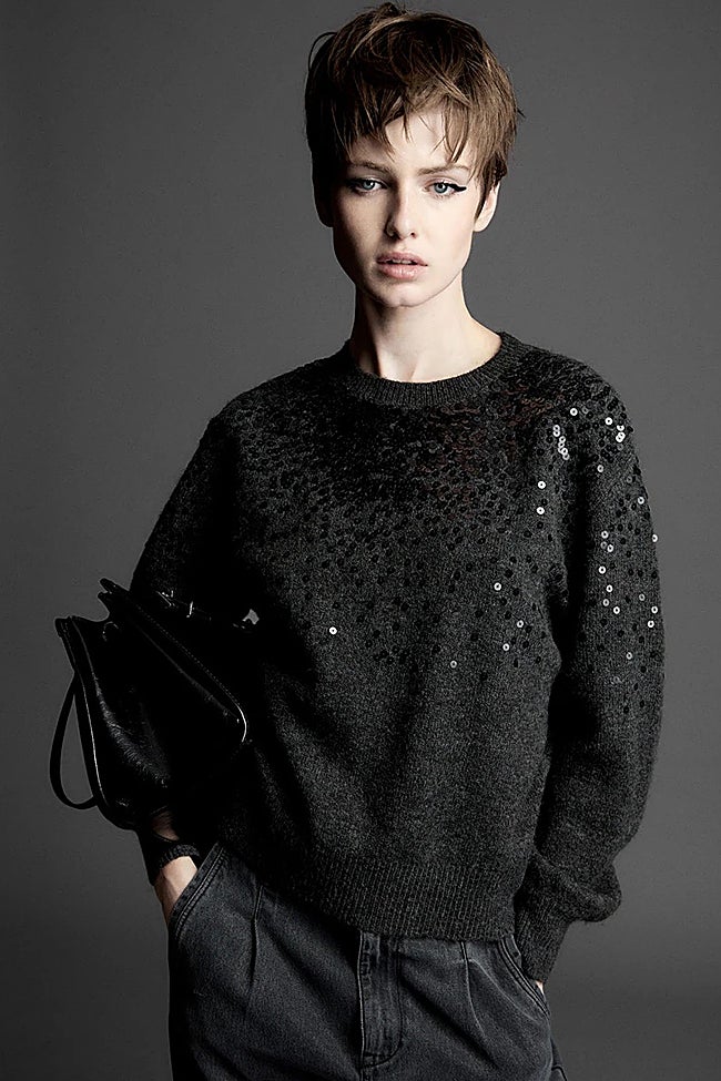 Jersey con lentejuelas de Sfera (35,99 euros)