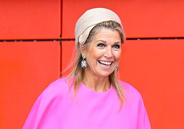 Máxima de Holanda con canas.