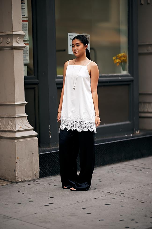 Cómo llevar el vestido lencero en otoño