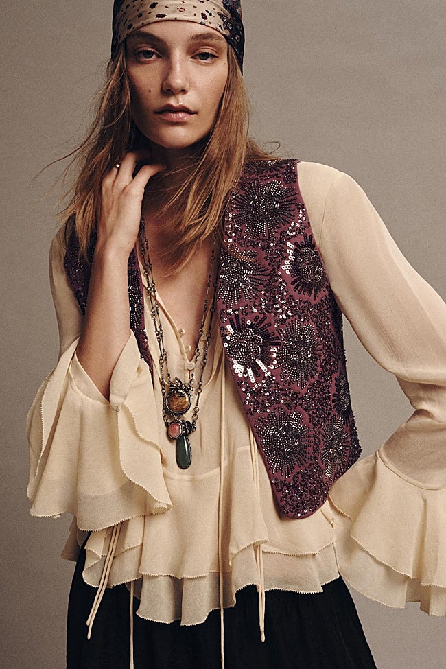 Chaleco con lentejuelas de Zara (39,99 euros)