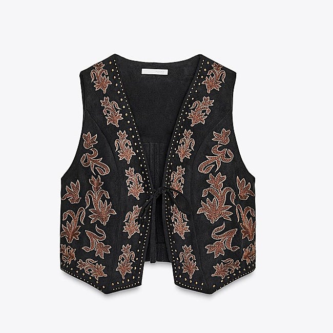 Chaleco de bordados de Zara (39,95 euros)