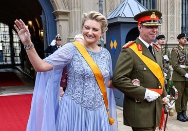 Shock en la abdicación de María Teresa de Luxemburgo: escasez de aplausos, falta de carisma y Elsa de Frozen