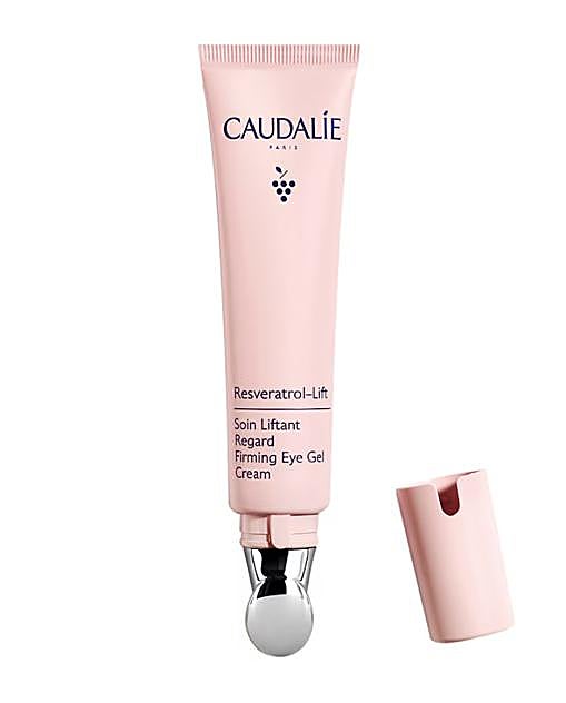 Contorno de ojos Resveratrol Lift, de Caudalie. Precio: 39.90 euros.