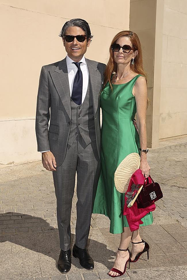 Looks invitadas boda Cayetano Martínez de Irujo y Bárbara Mirjan