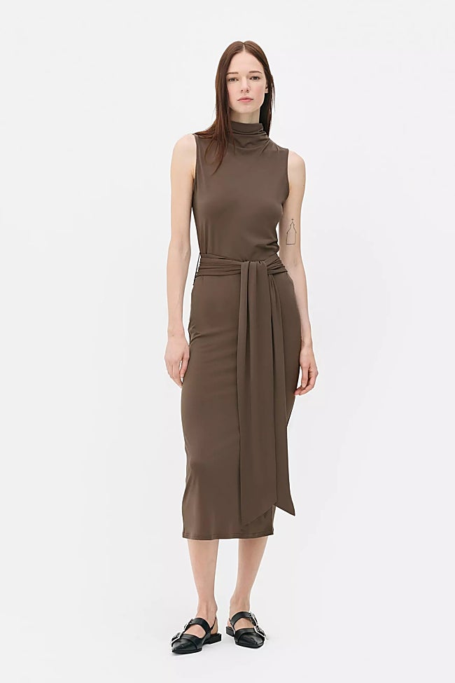 Vestido marrón de Primark (20 euros)