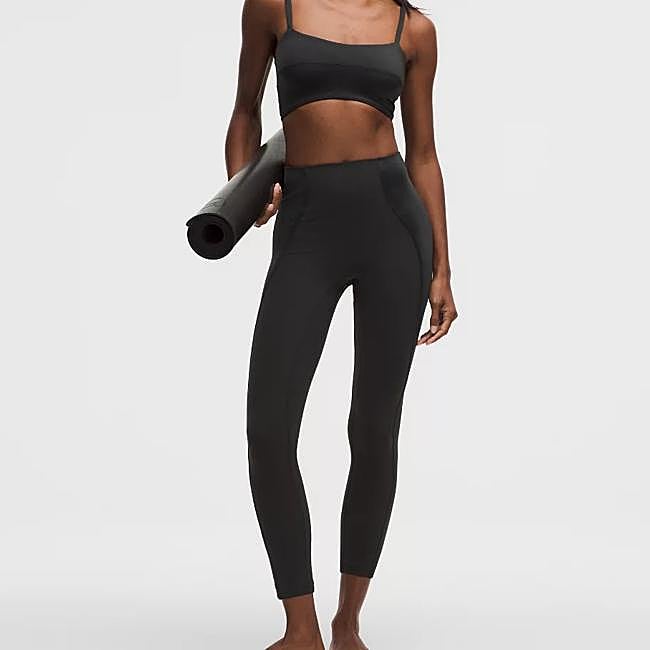 Leggings lululemon Align No Line™ de talle alto de lululemon, 118 euros.