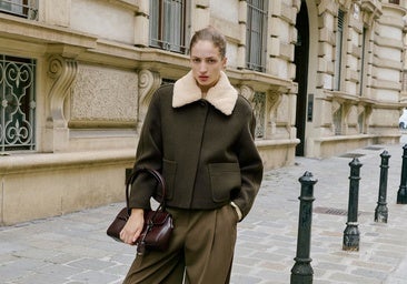 Las compras de Mango de la semana: vestidos negros, jerséis de rombos y chaquetas de terciopelo