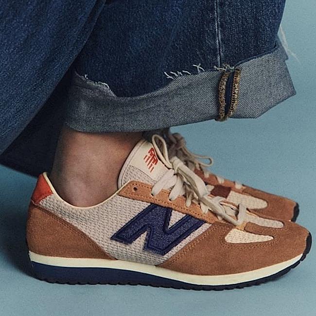 El icónico modelo 471, colaboración entre Sézane y New Balance.